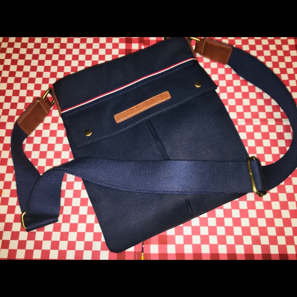 Unisex Tommy Hilfiger shoulder/cross-body bag EUC!